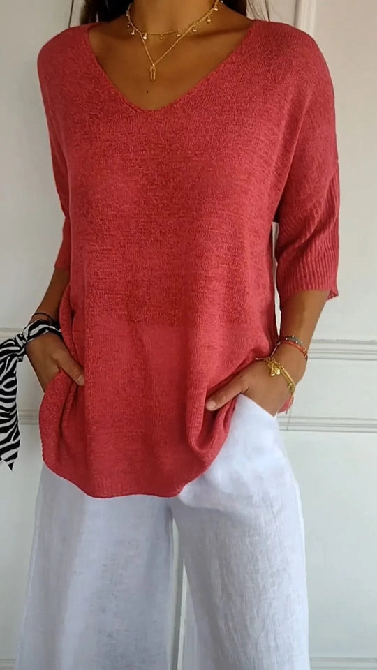 ALYSSA – RELAXED V-NECK TEE