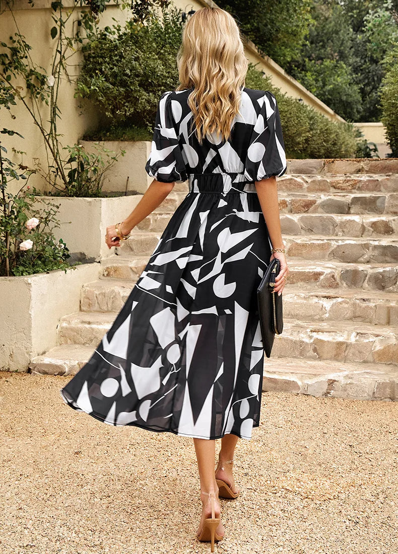 CLARA – EASY CHARM, EFFORTLESS STYLE