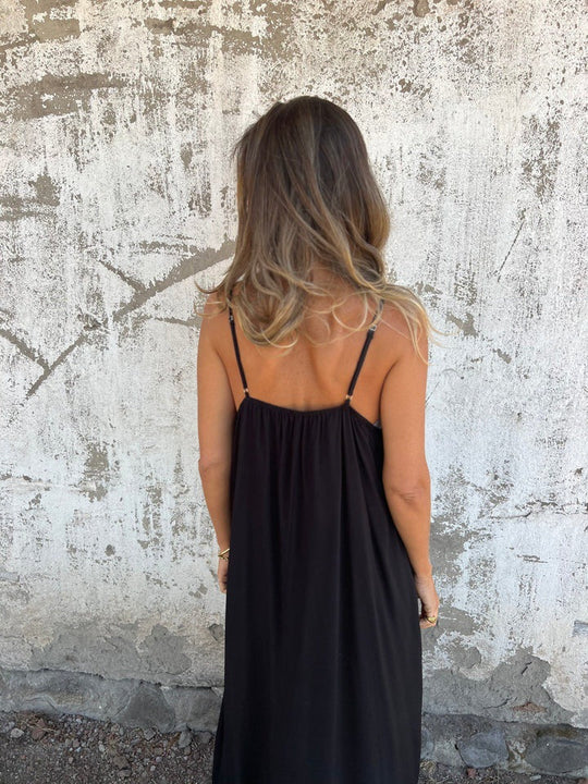 ESTELLE – MODERN FEMININE DRESS
