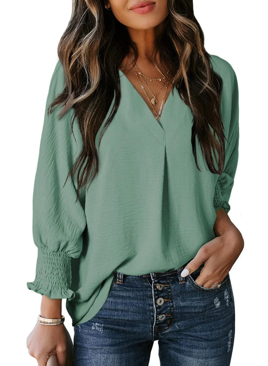 AMELIA - 3/4 SLEEVE V-NECK BLOUSE