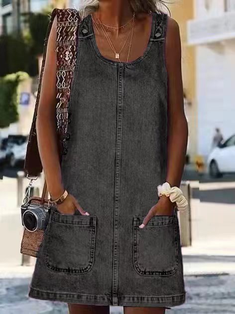 NADIA – SLEEVELESS ZIP DRESS