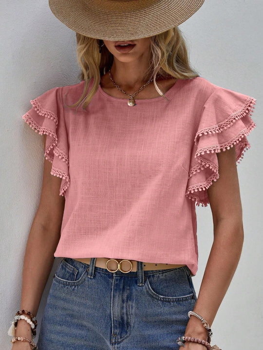 EMMARA – TEXTURED FRILL BLOUSE