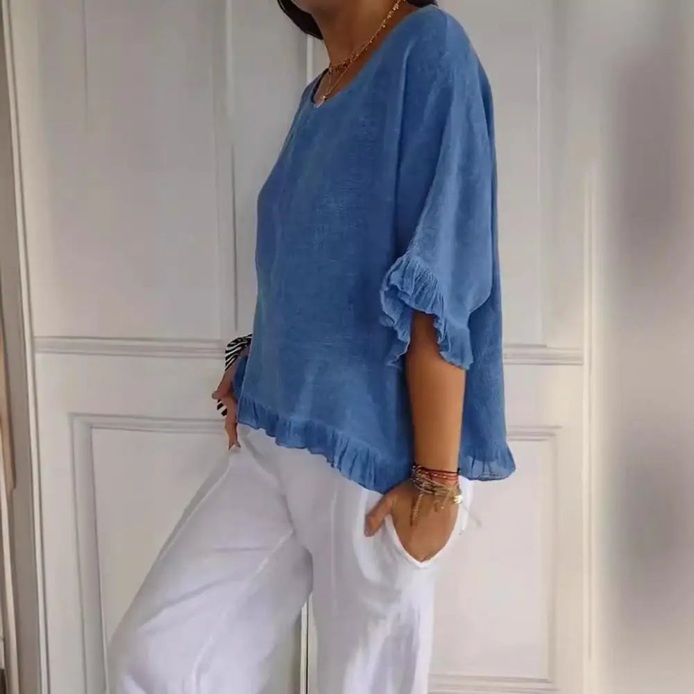 LÉA – FLOWY BLOUSE WITH A MODERN FIT