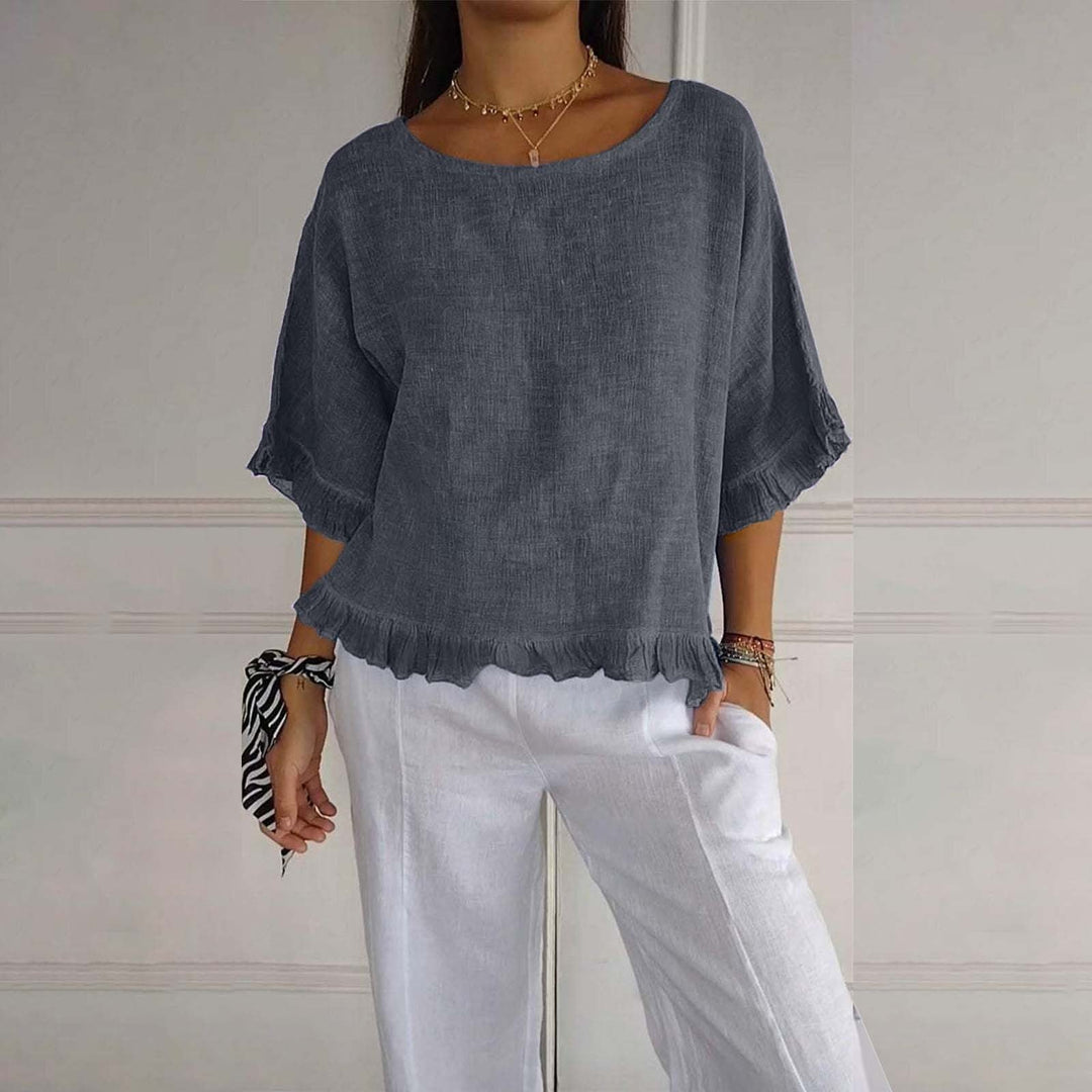 LÉA – FLOWY BLOUSE WITH A MODERN FIT