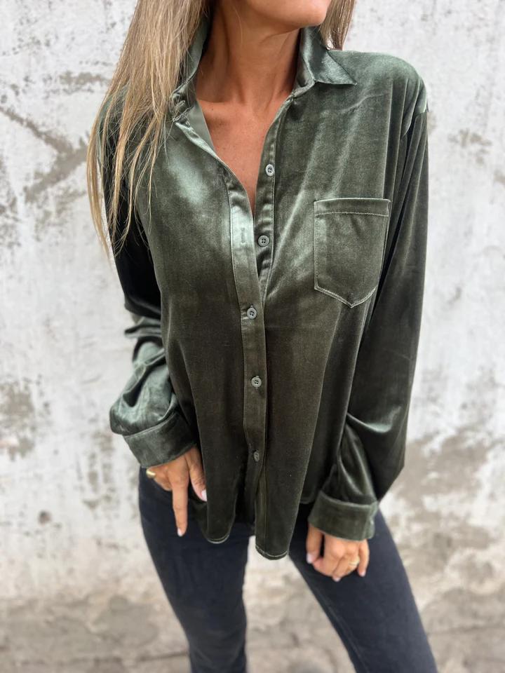 ELISE – CLASSIC BUTTON-UP BLOUSE