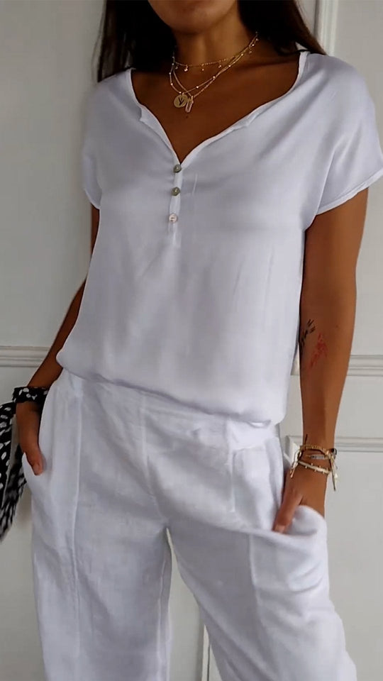 LYNA – LIGHT BLOUSE FOR SUMMER DAYS